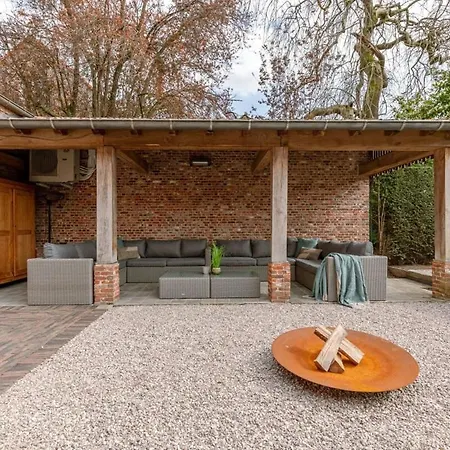 Huswell - Huyze Termote - Prime With Wonderful Garden *